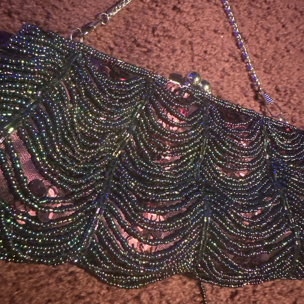 Elegant beaded clutch purse